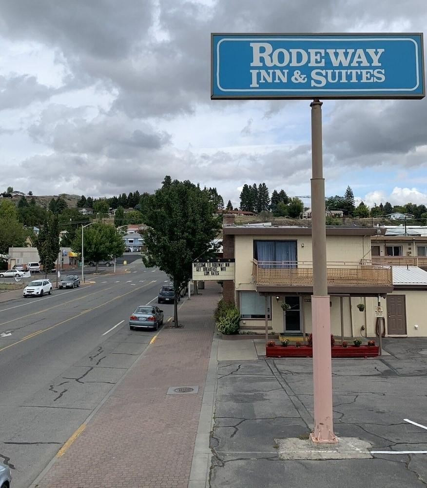 Rodeway Inn & Suites Omak - Okanogan מראה חיצוני תמונה