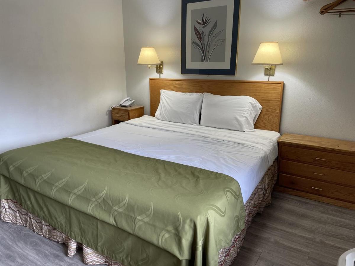 Rodeway Inn & Suites Omak - Okanogan מראה חיצוני תמונה