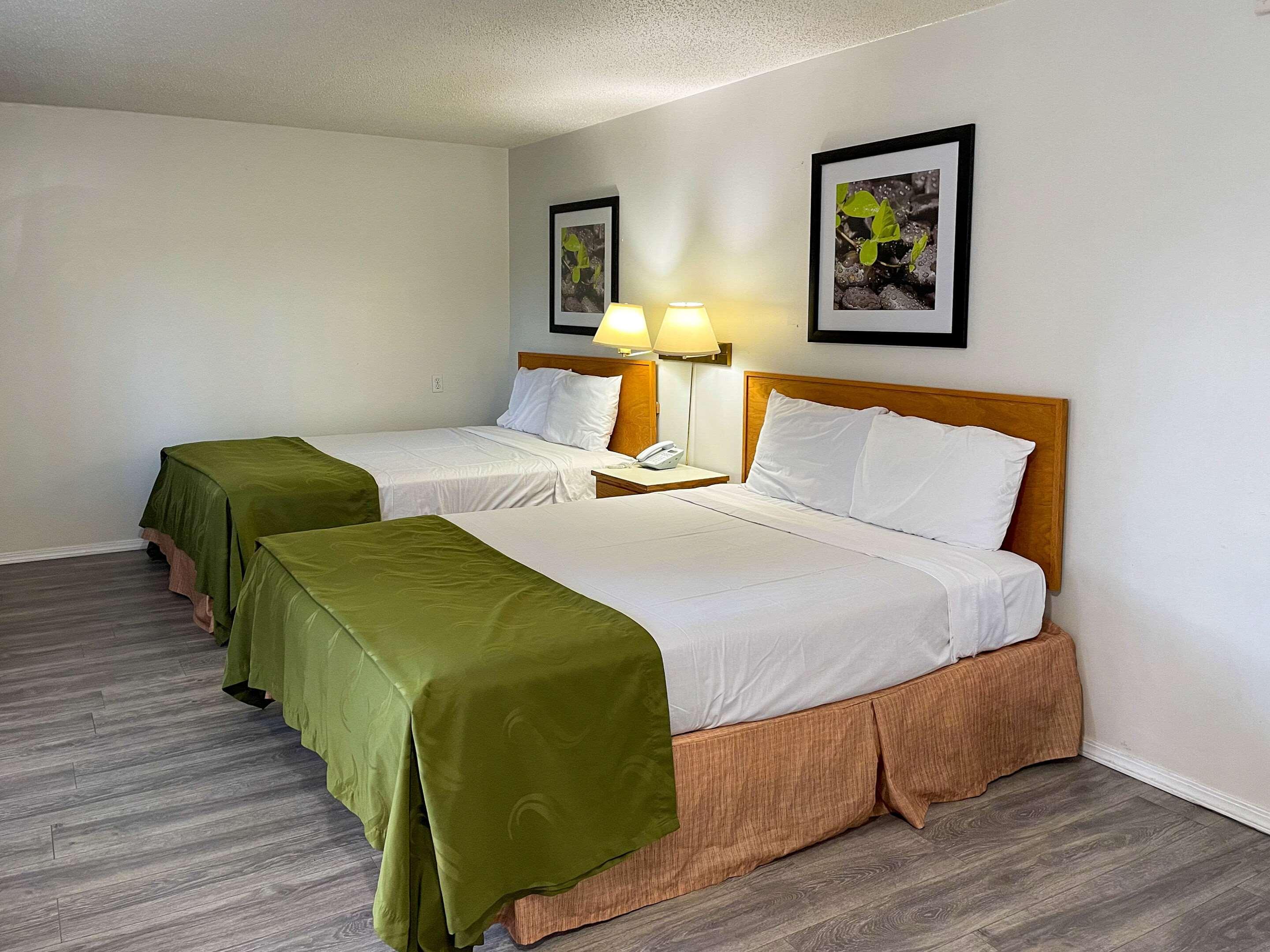 Rodeway Inn & Suites Omak - Okanogan מראה חיצוני תמונה