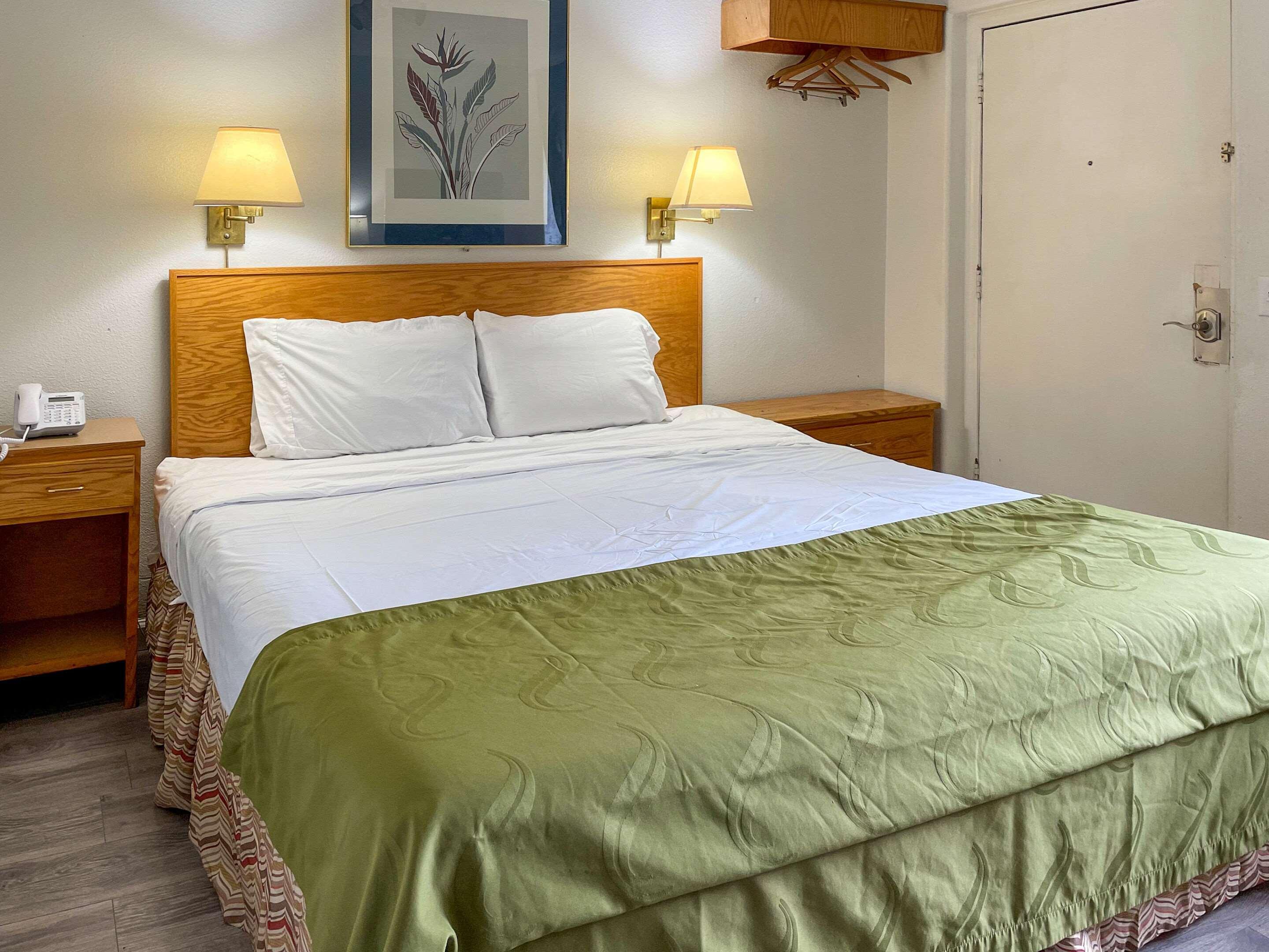Rodeway Inn & Suites Omak - Okanogan מראה חיצוני תמונה