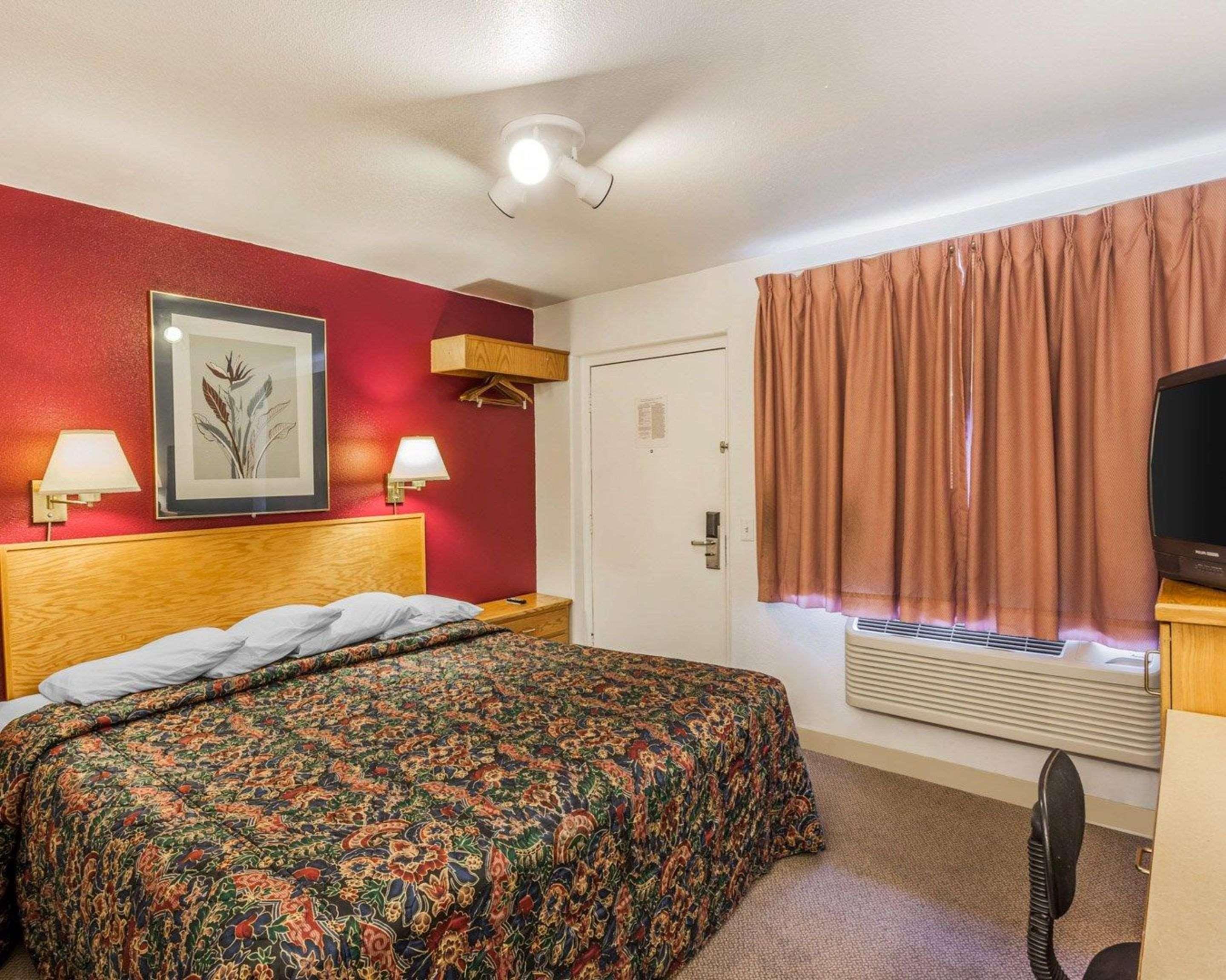 Rodeway Inn & Suites Omak - Okanogan מראה חיצוני תמונה