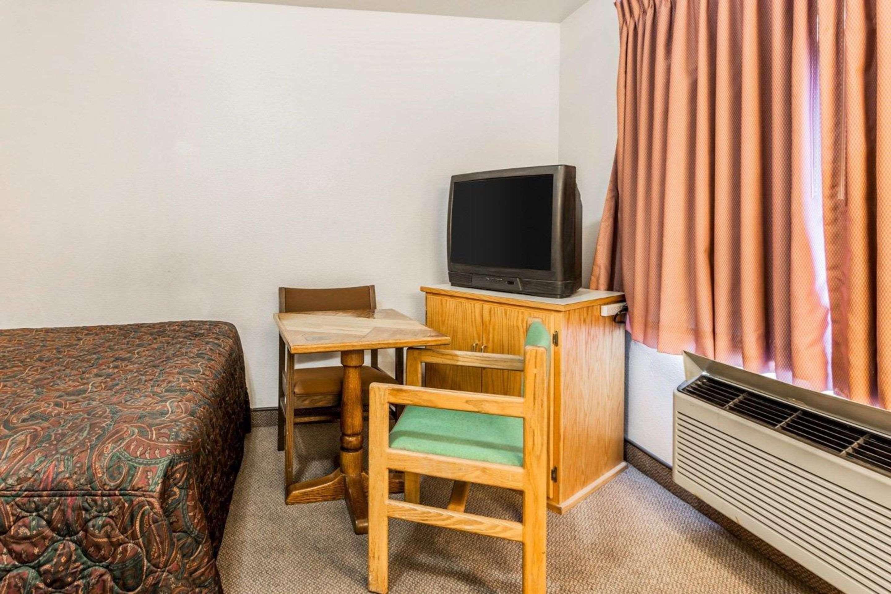 Rodeway Inn & Suites Omak - Okanogan מראה חיצוני תמונה