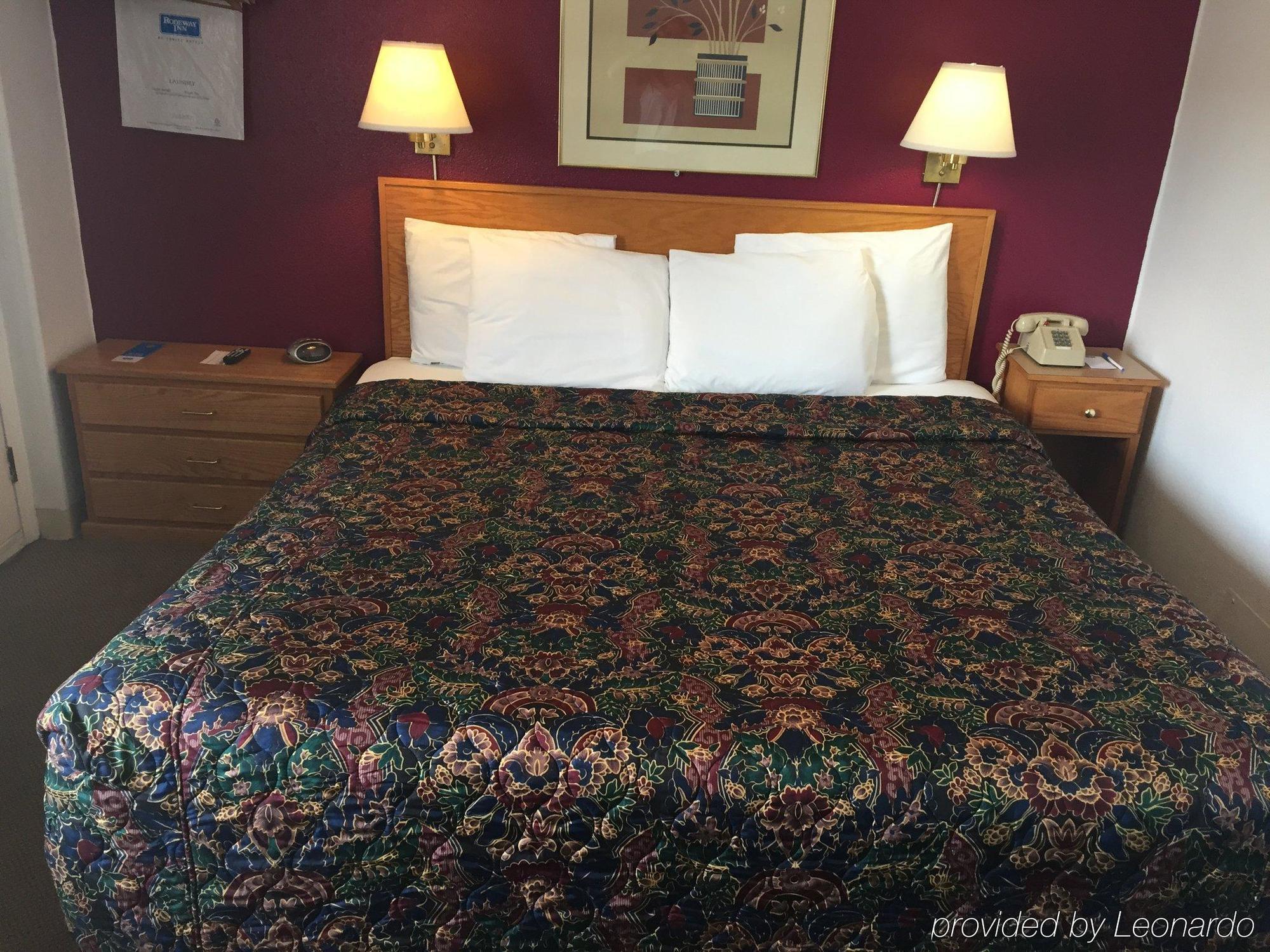 Rodeway Inn & Suites Omak - Okanogan מראה חיצוני תמונה