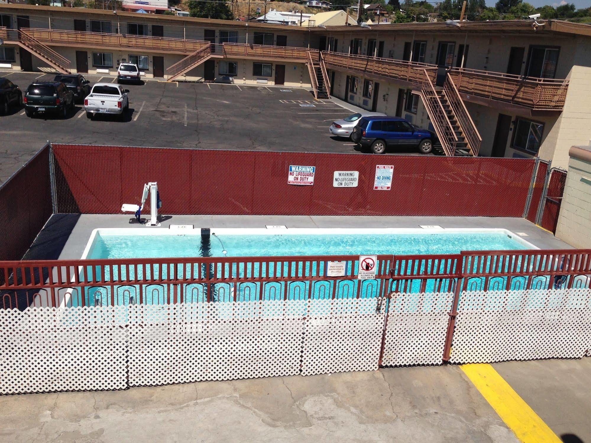 Rodeway Inn & Suites Omak - Okanogan מראה חיצוני תמונה